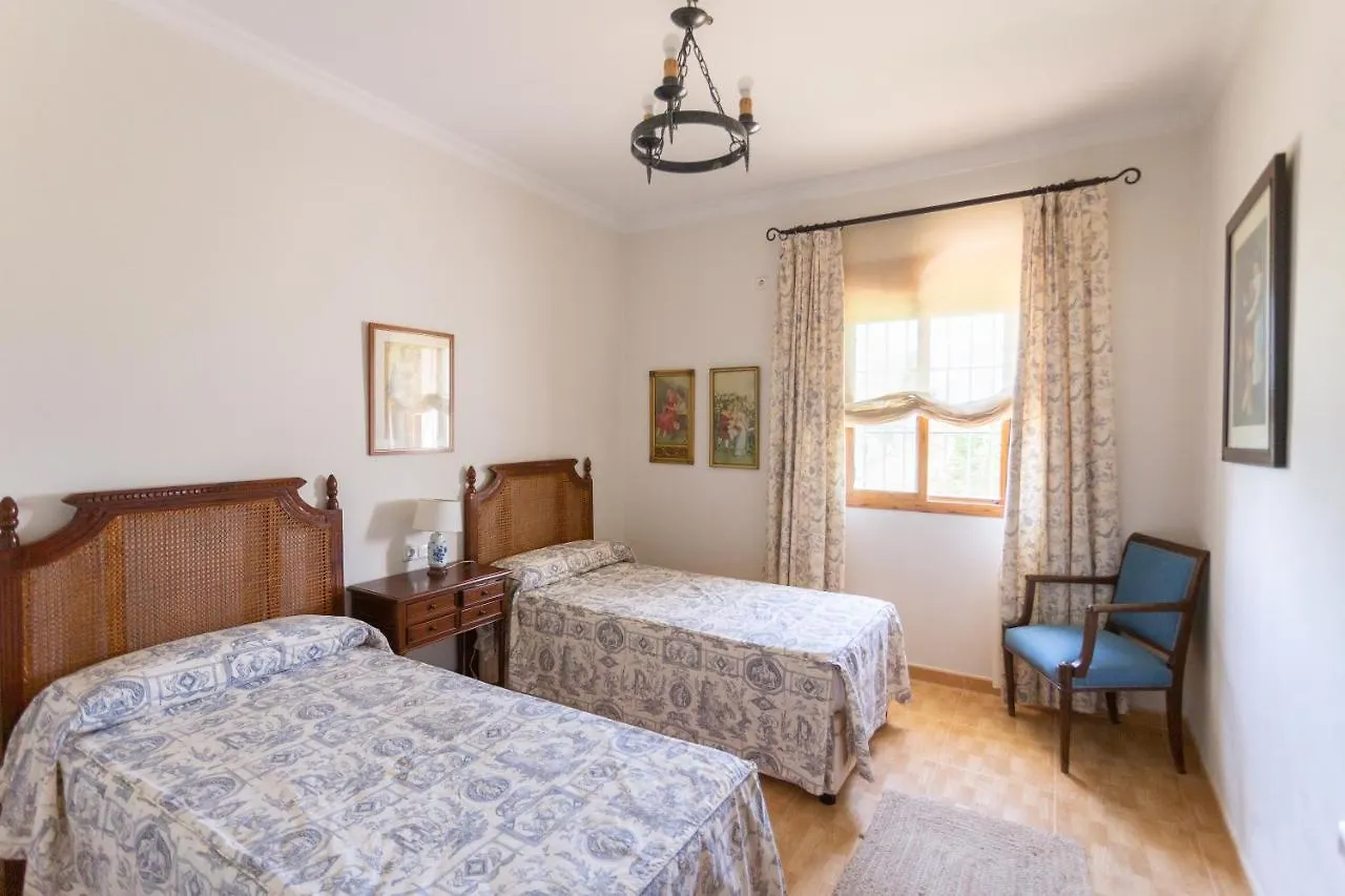 Cortijo Las Manoteras El Puerto de Santa María 0*,  Ισπανία